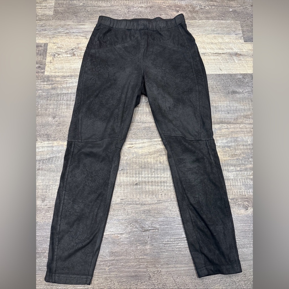 Free People Black Pants Size Small faux suede